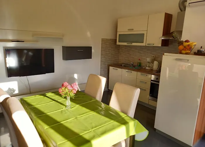 Apartment Valerija